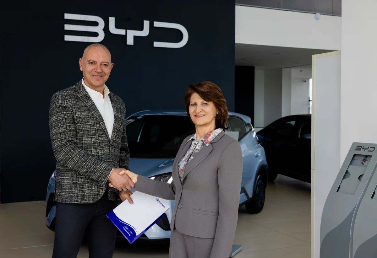 Клиентите на BYD ще ползват преференции за автомобилните застраховки на Евроинс