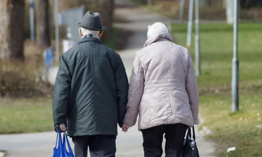 Бюджетната комисия единодушно прие увеличение на минималната пенсия с 7,8% от 1 юли